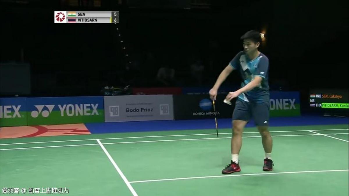 的中场时 的中场时