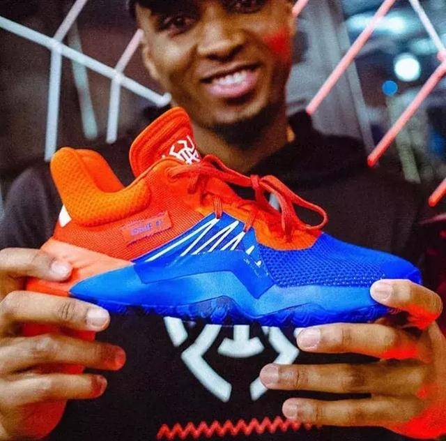 通过跨区域 通过跨区域